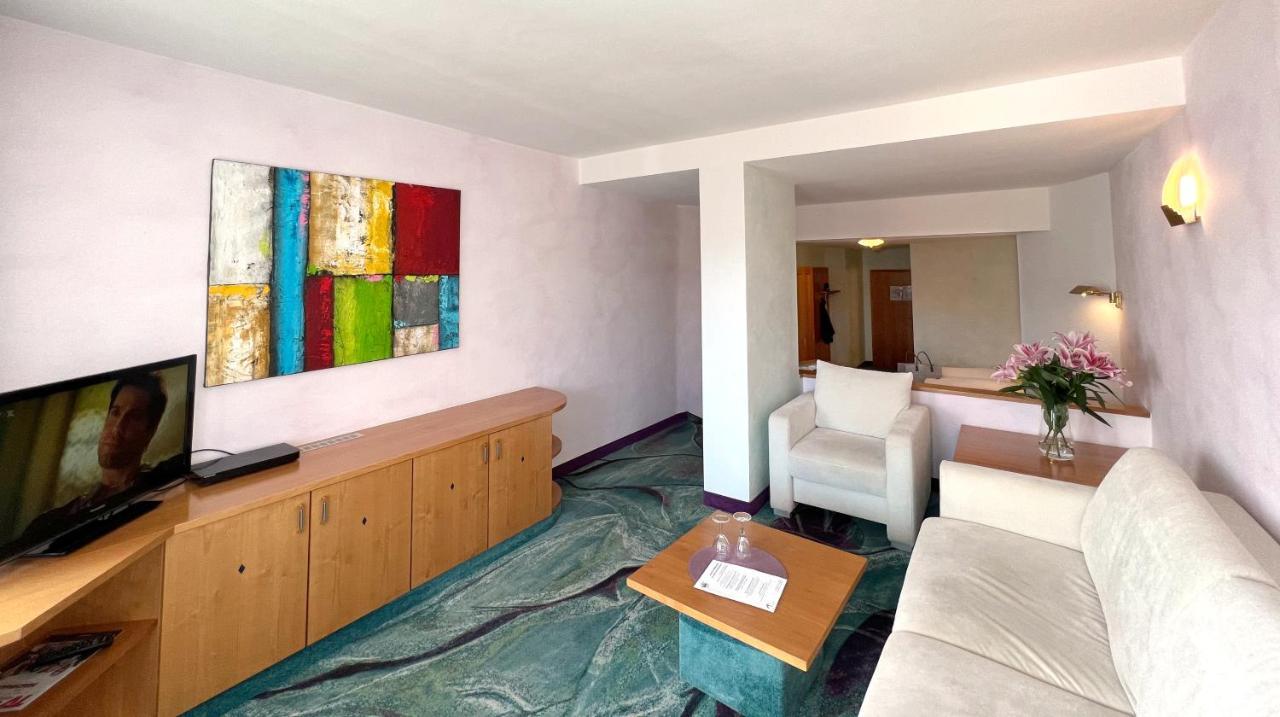 Hotel Am Hirschhorn - Wellness - Spa - And More Wilgartswiesen Esterno foto