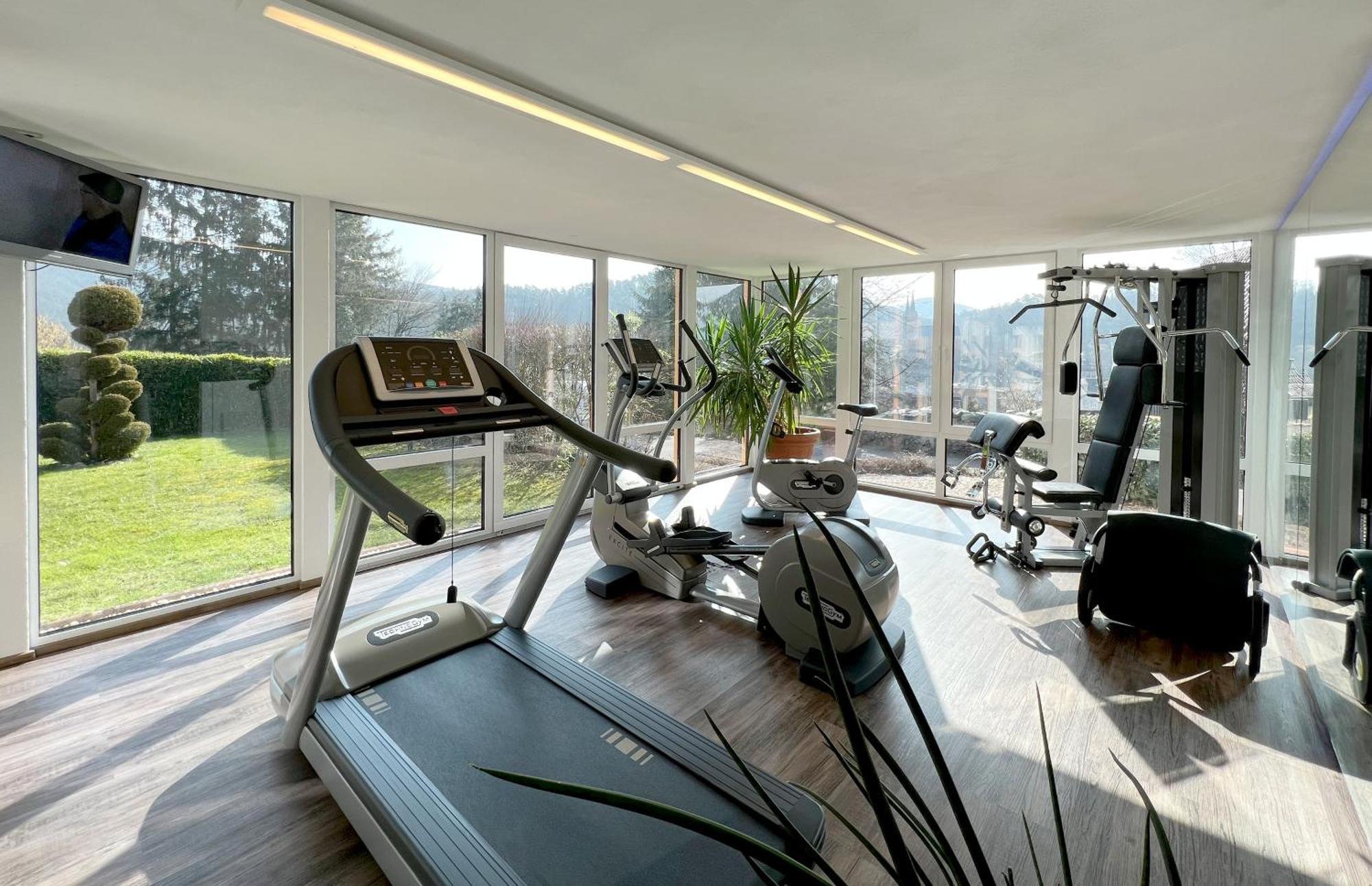 Hotel Am Hirschhorn - Wellness - Spa - And More Wilgartswiesen Esterno foto