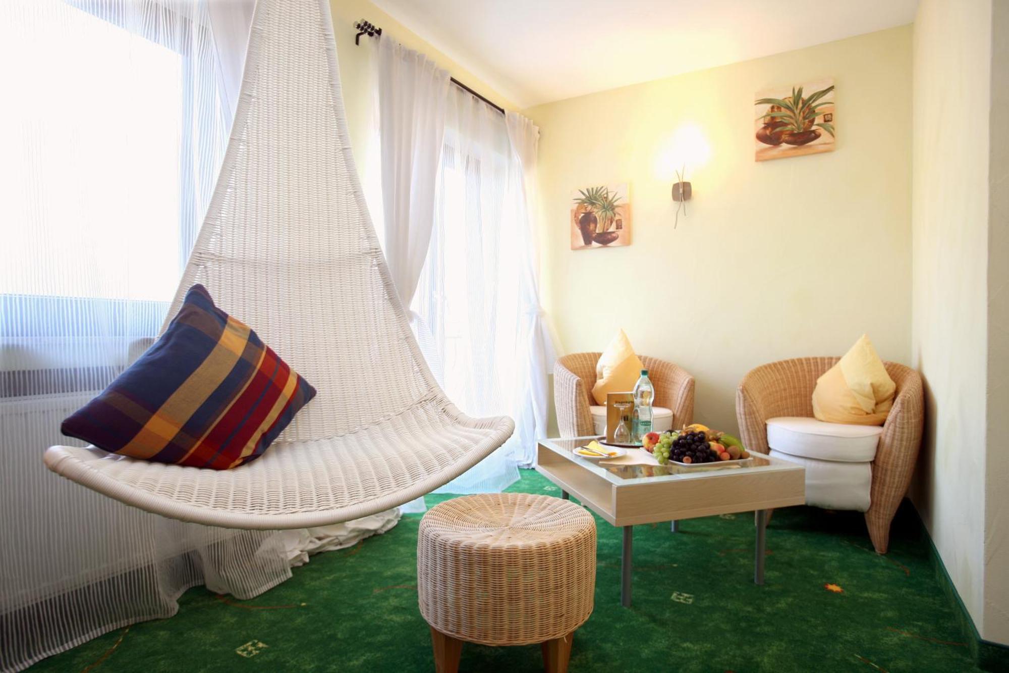 Hotel Am Hirschhorn - Wellness - Spa - And More Wilgartswiesen Esterno foto