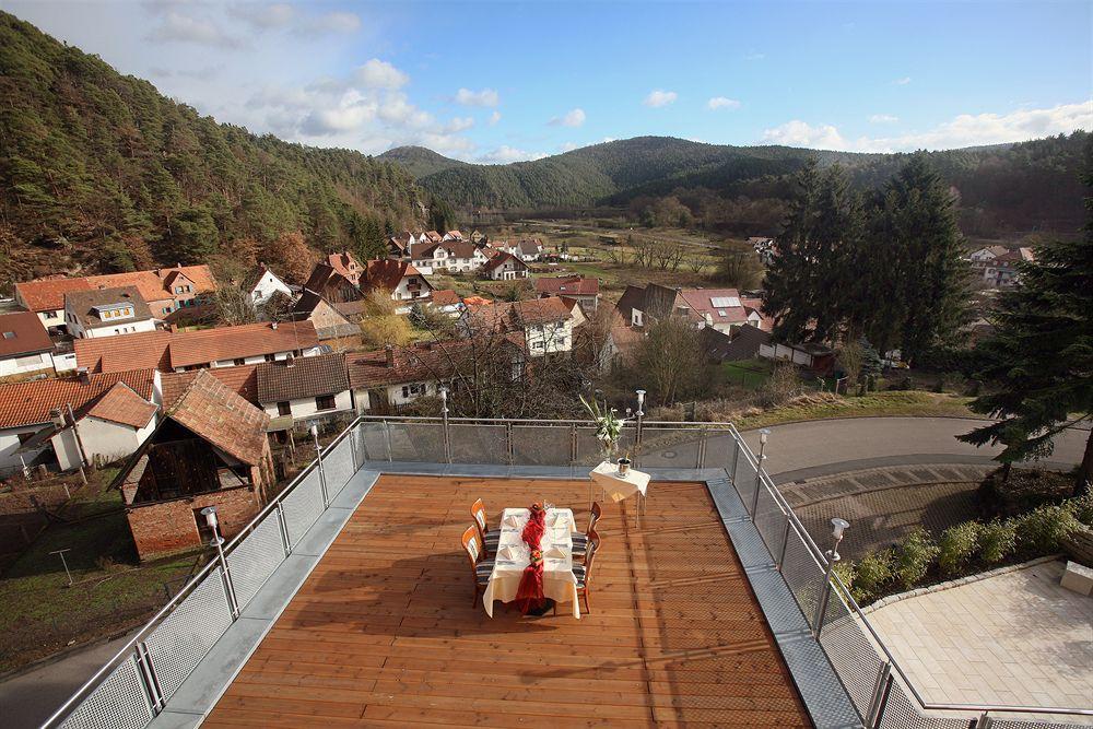 Hotel Am Hirschhorn - Wellness - Spa - And More Wilgartswiesen Esterno foto